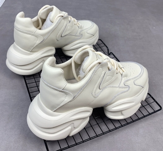 レディース スニーカー ランニング スポーツ ダンス スポーツシューズ 厚底 6 靴ひも シンプル カジュアル おしゃれ かっこいい スポーティー ボーイッシュ クール シック スタイリッシュ
