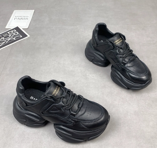 レディース スニーカー ランニング スポーツ ダンス スポーツシューズ 厚底 6 靴ひも シンプル カジュアル おしゃれ かっこいい スポーティー ボーイッシュ クール シック スタイリッシュ