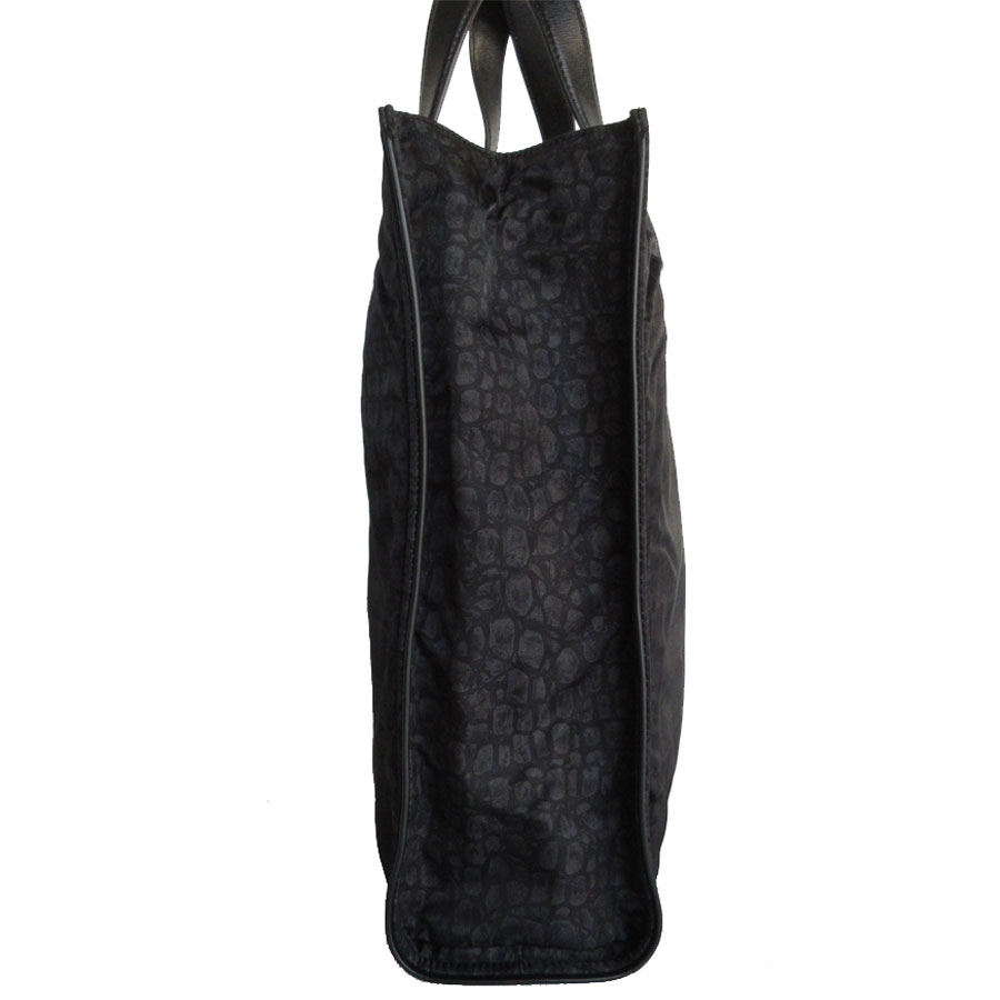 フェンディ FENDI ハンドバッグ ナイロン/レザー ブラック メンズ 7VA367-Y4E s0460a フェンディ FENDI ハンドバッグ ナイロン/レザー ブラック メンズ 7VA367-Y4E s0460a