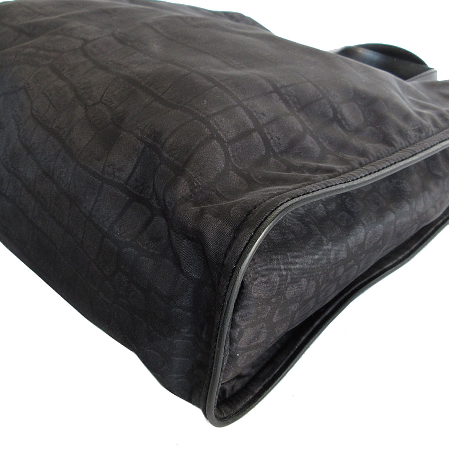 フェンディ FENDI ハンドバッグ ナイロン/レザー ブラック メンズ 7VA367-Y4E s0460a フェンディ FENDI ハンドバッグ ナイロン/レザー ブラック メンズ 7VA367-Y4E s0460a