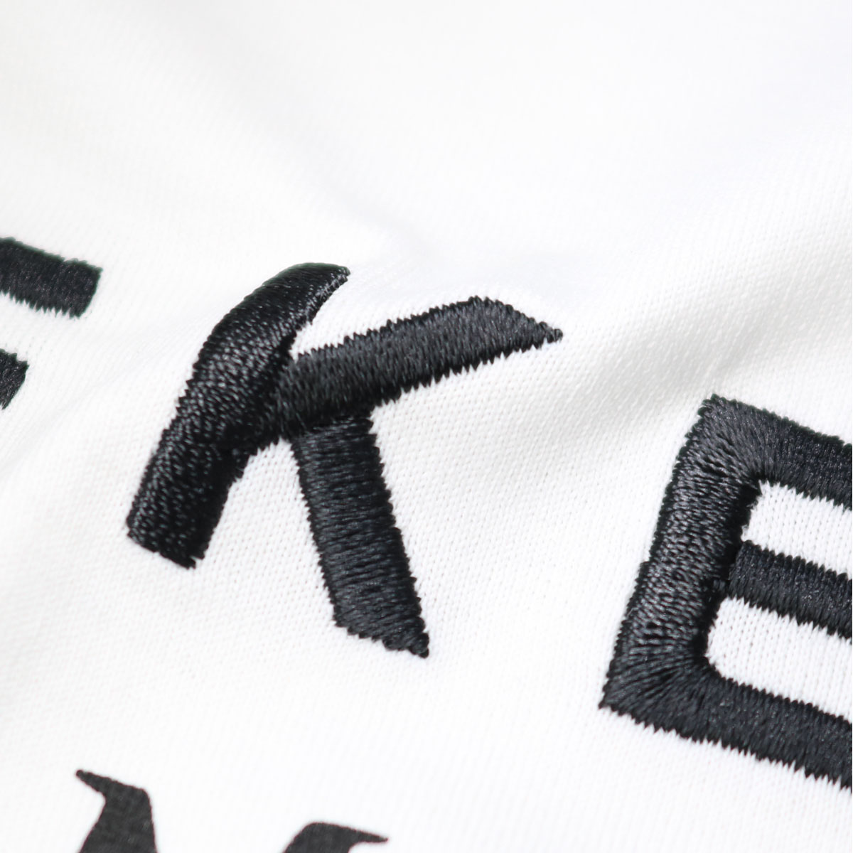 ウィークエンド CABINA カビーナ コットン ジャージー Tシャツ レディース SS TEE クルーネック ロゴ刺繍 半袖 ブランド 白 ウィークエンド CABINA カビーナ コットン ジャージー Tシャツ レディース SS TEE クルーネック ロゴ刺繍 半袖 ブランド 白