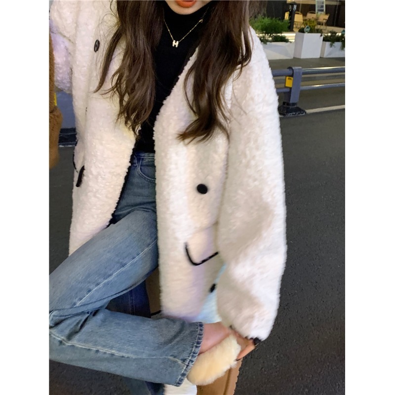 ボアコート ムートン コート ダブル ロングコート レディースアウター ジャケット コート. アウター もこもこ 可愛い ボアフリース ガウンコート 2カラー C330 ボアコート ムートン コート ダブル ロングコート レディースアウター ジャケット コート. アウター もこもこ 可愛い ボアフリース ガウンコート 2カラー C330