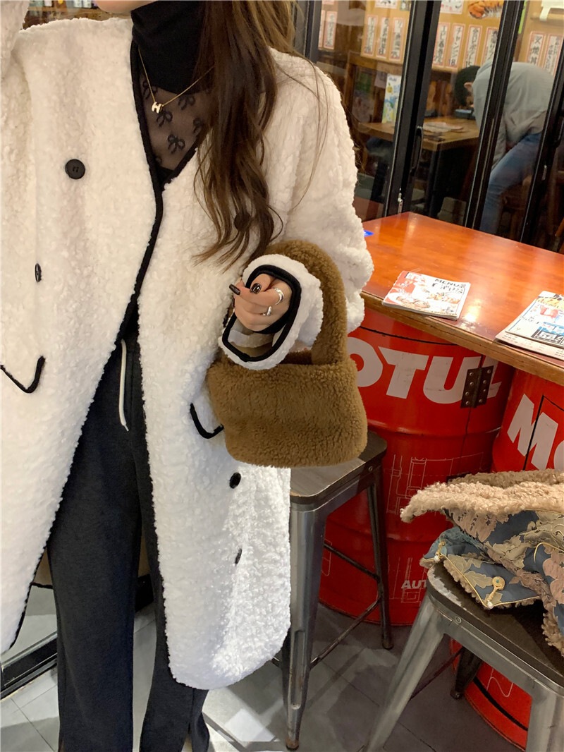 ボアコート ムートン コート ダブル ロングコート レディースアウター ジャケット コート. アウター もこもこ 可愛い ボアフリース ガウンコート 2カラー C330 ボアコート ムートン コート ダブル ロングコート レディースアウター ジャケット コート. アウター もこもこ 可愛い ボアフリース ガウンコート 2カラー C330