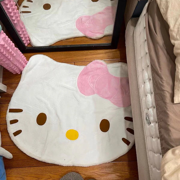 Qoo10] 【急速出荷】地マットハローキティかわいい