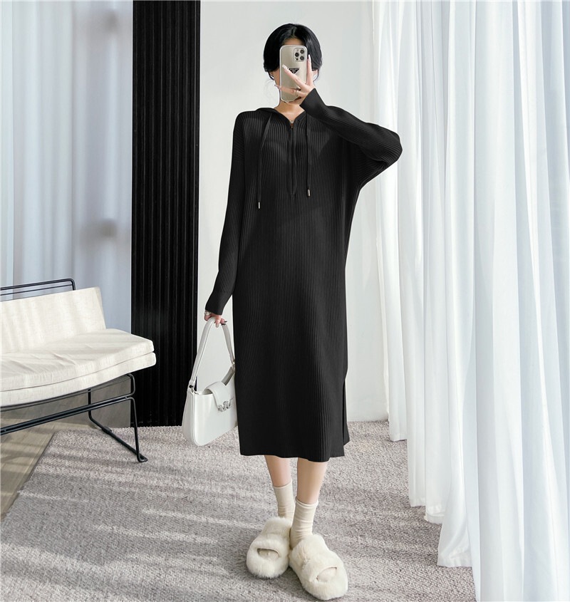 ワンピース 膝下 袖あり 長袖 デザイン 美ライン ニュアンス ファスナー リブ 伸縮性 フード付き カラバリ かわいい 大人可愛い きれいめ シンプル カジュアル 大人 上品 おしゃれ お洒落
