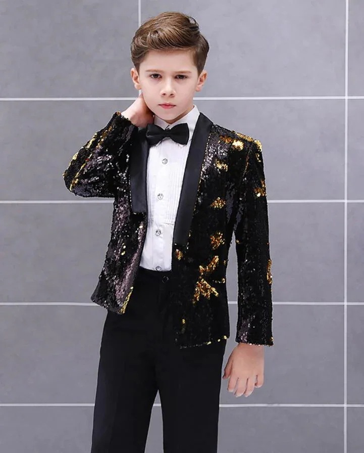 【急速出荷!】ステージ衣装 キッズ スパンコールスーツ ジャケット パンツ シャツ 蝶ネクタイ男の子 カラースーツ 長袖 スーツコート 子供 テーラードジャケット おしゃれ 派手 結婚式 ピアノ発表会 【急速出荷!】ステージ衣装 キッズ スパンコールスーツ ジャケット パンツ シャツ 蝶ネクタイ男の子 カラースーツ 長袖 スーツコート 子供 テーラードジャケット おしゃれ 派手 結婚式 ピアノ発表会