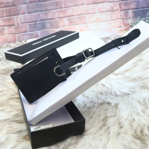 即発 メンズ アウトレット レザー ラゲッジタグ 名札 36H6LGFV1L 即発 メンズ アウトレット レザー ラゲッジタグ 名札 36H6LGFV1L