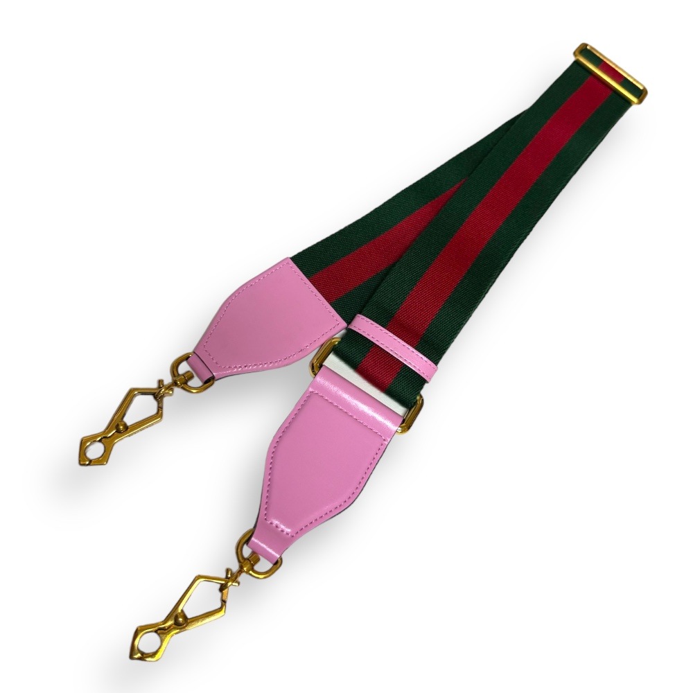 美品GUCCI (グッチ)のピンク 牛革バッグ バンブーハンドル 美品GUCCI (グッチ)のピンク 牛革バッグ バンブーハンドル