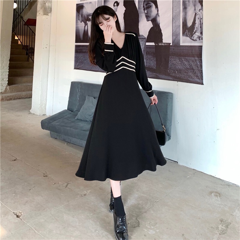 ワンピース ミモレ 袖あり 長袖 Vネック 襟なし フレア デザイン トリム 美ライン ニュアンス ラインデザイン かわいい 大人可愛い きれいめ シンプル カジュアル 大人 上品 おしゃれ お洒落 ワンピース ミモレ 袖あり 長袖 Vネック 襟なし フレア デザイン トリム 美ライン ニュアンス ラインデザイン かわいい 大人可愛い きれいめ シンプル カジュアル 大人 上品 おしゃれ お洒落