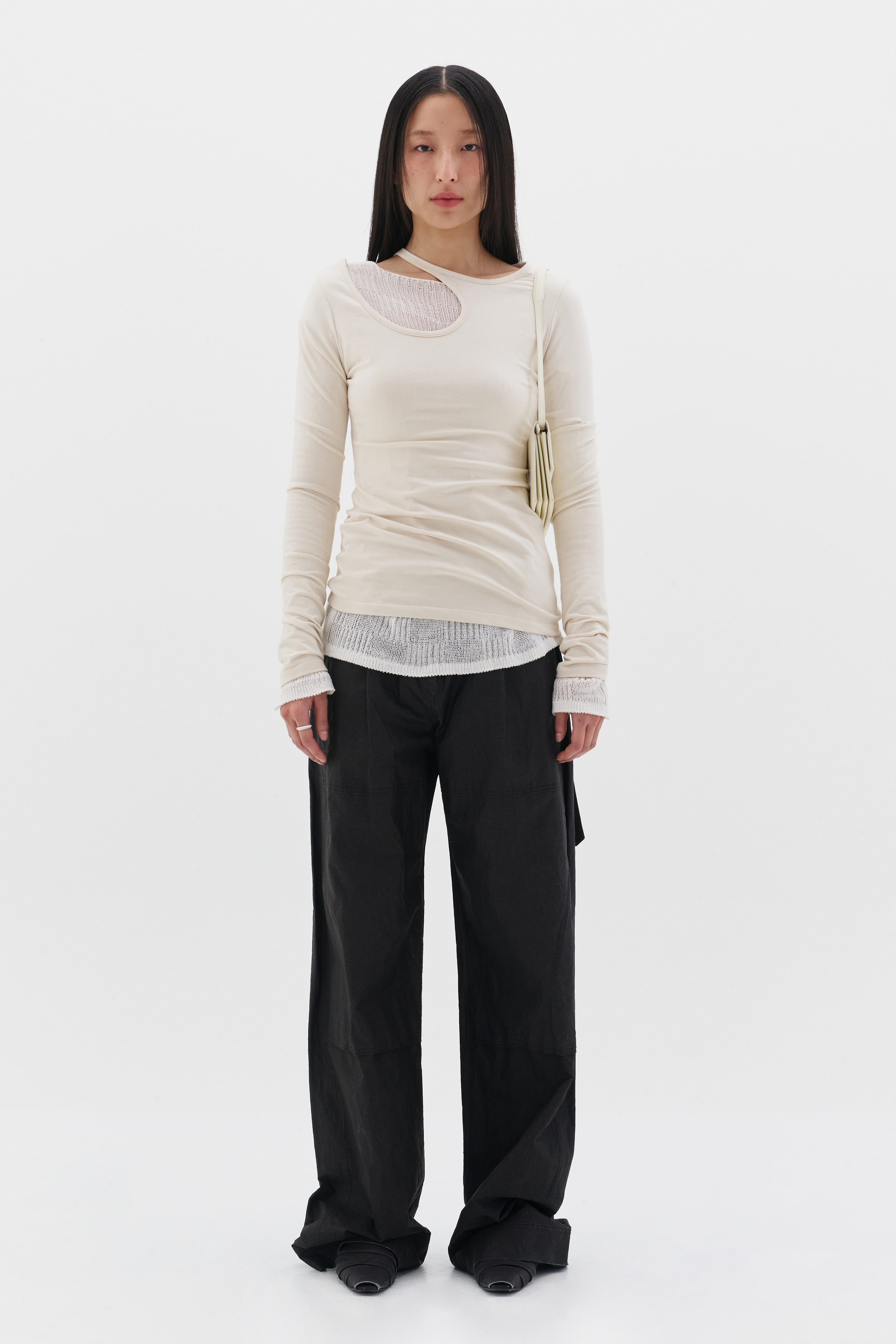 LOW CLASSIC】 CURVE HOLE T-SHIRT : 3COLOR その他 アウター