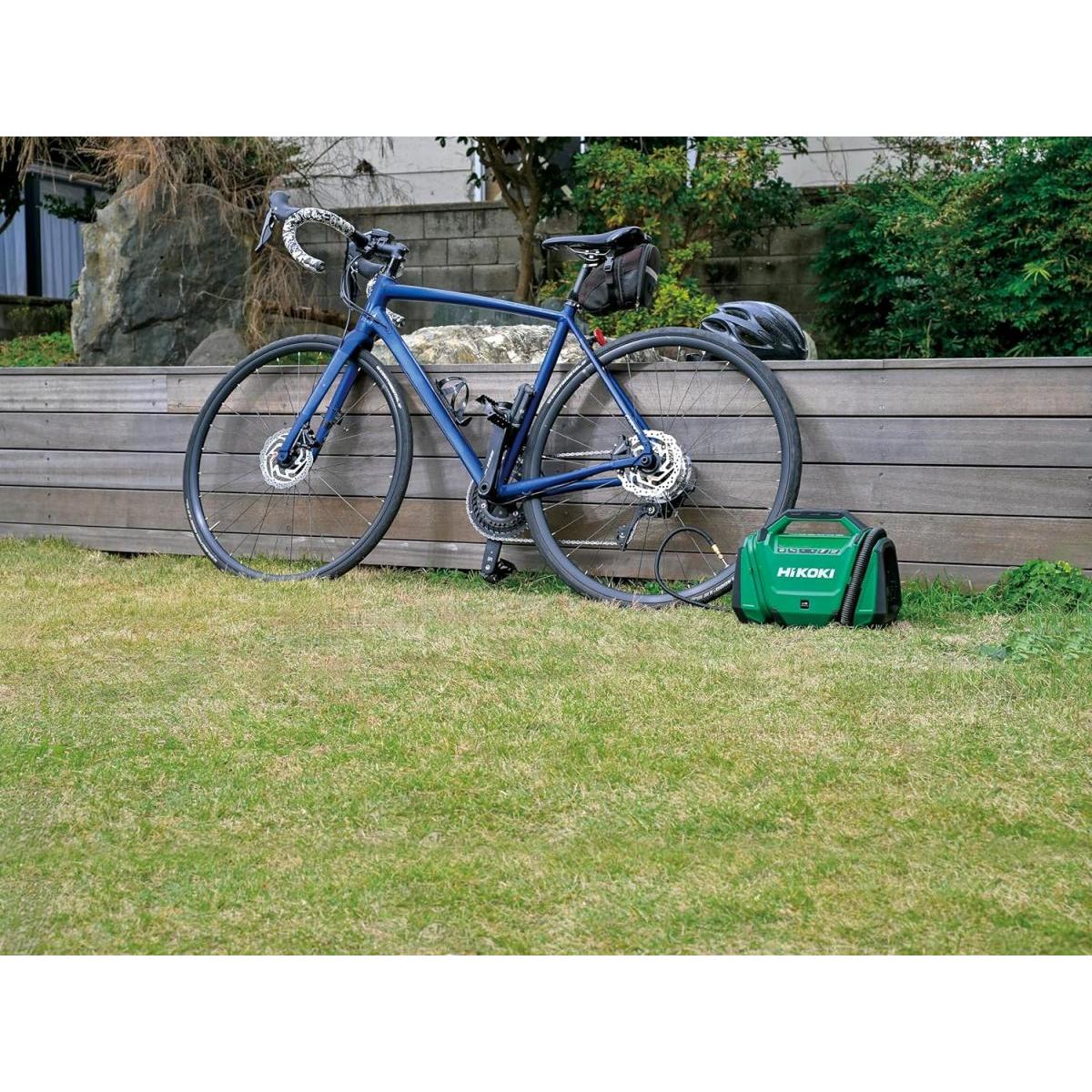 【在庫有・即納】 HiKOKI ハイコーキ 18V コードレス 空気入れ UP18DA(NN) 【蓄電池・充電器別売】ボール 空気抜き 【在庫有・即納】 HiKOKI ハイコーキ 18V コードレス 空気入れ UP18DA(NN) 【蓄電池・充電器別売】ボール 空気抜き