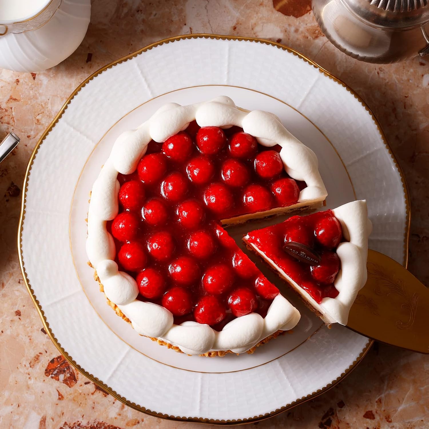 洋菓子店カサミンゴー 最高級洋菓子 シュス木苺 レアチーズケーキ 誕生日プレート無し 15cm 洋菓子店カサミンゴー 最高級洋菓子 シュス木苺 レアチーズケーキ 誕生日プレート無し 15cm