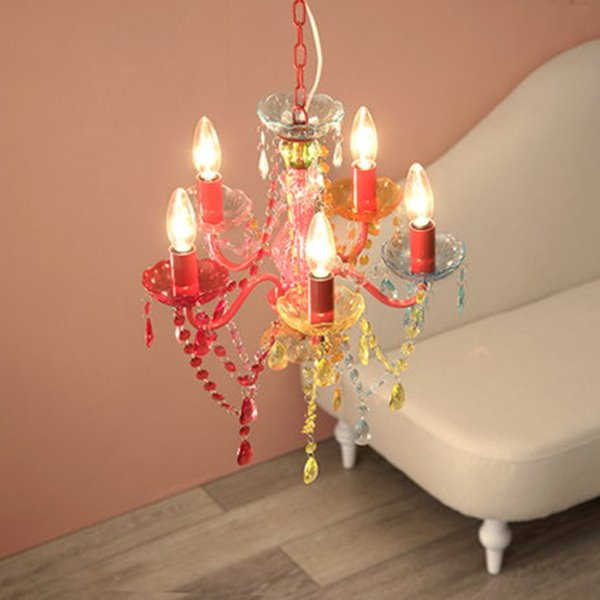 シャンデリア 5灯 小型 ミニ アクリル製 白熱灯付き LED対応 おしゃれ ペンダントライト 天井照明器具 シャンデリア 5灯 小型 ミニ アクリル製 白熱灯付き LED対応 おしゃれ ペンダントライト 天井照明器具