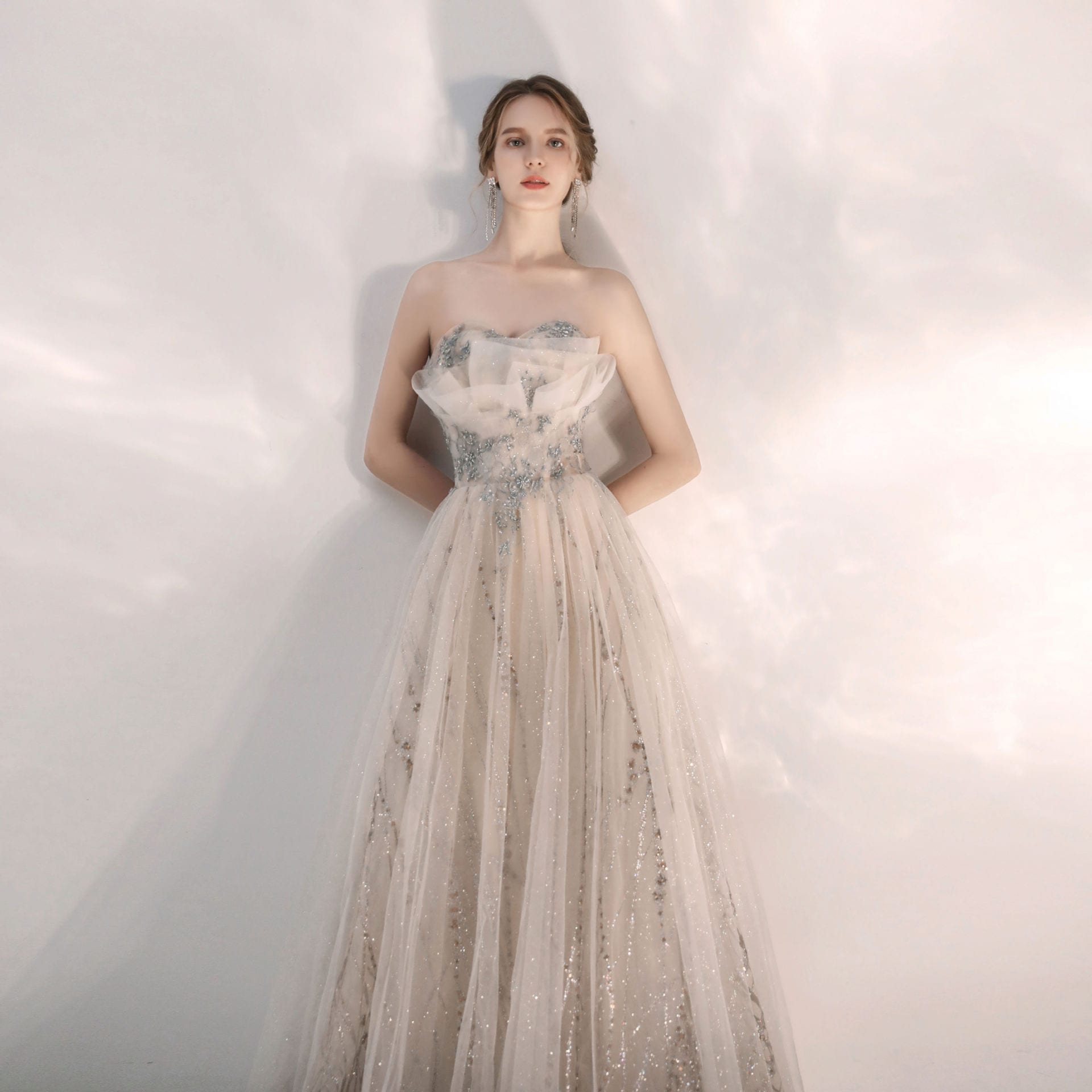 福袋202525新入荷 結婚式ワンピース ドレス ウェディングドレス 花嫁ロングドレス 成人式 同窓会 演奏会 司会者 発表会 卒業式 パーティードレスワンピース