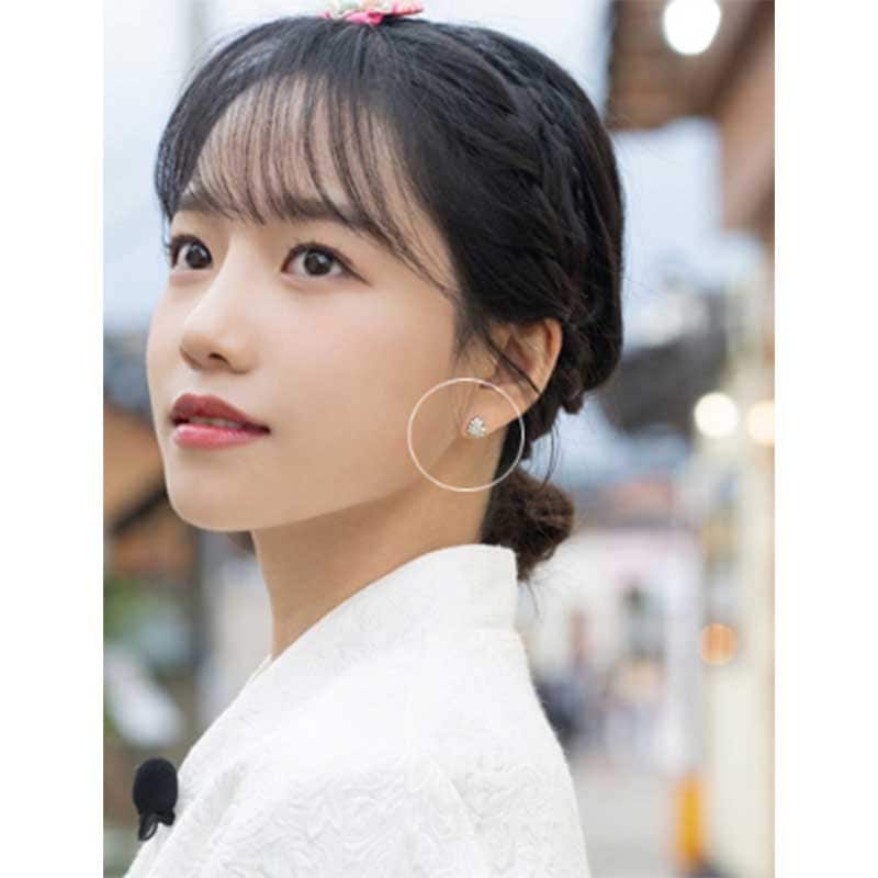 [レッドベルベットジョイ着用]bling miniイヤリング/韓国人気/韓国ファッション/芸能人着用/SNSで人気/韓国人気アクセサリー