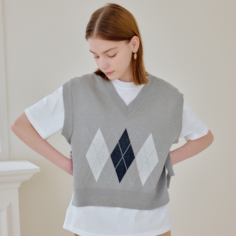 スリットダイヤモンドベスト(SLIT DIAMOND VEST) スリットダイヤモンドベスト(SLIT DIAMOND VEST)