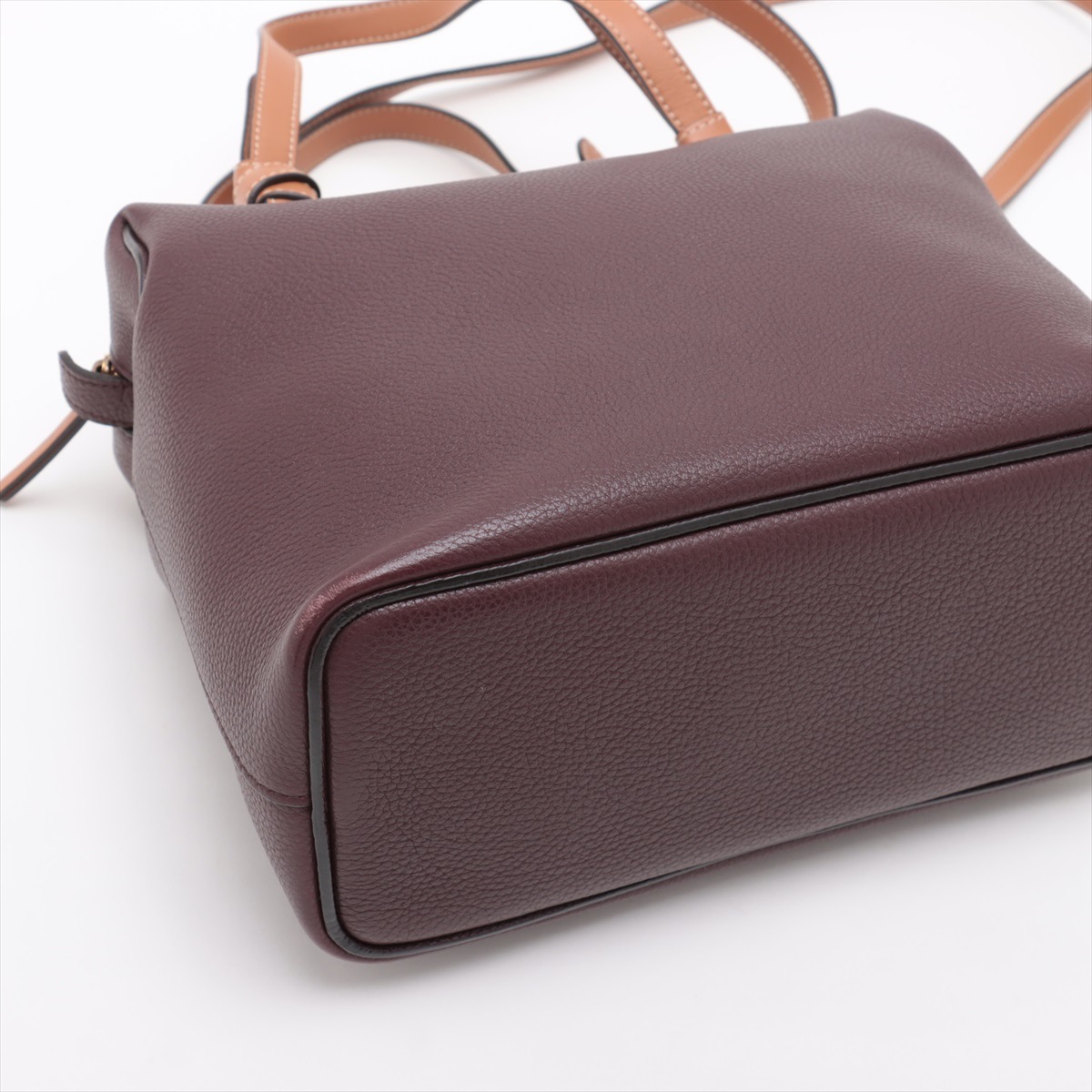 極美品 スモール ソフトキューブ レザー 2WAY ハンドバッグ 斜め掛け トート ショルダー 本革 レディース MMM BD25-9 中古