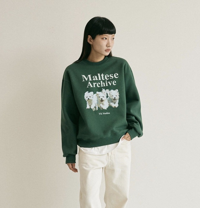 [ピオ/エラスト スンヨプ 着用] マルチーズ アーカイブ マンツーマンTシャツ グリーン/人気ジュエリー 韓国ファッションスタイル デイリーアクセサリー SNSで人気