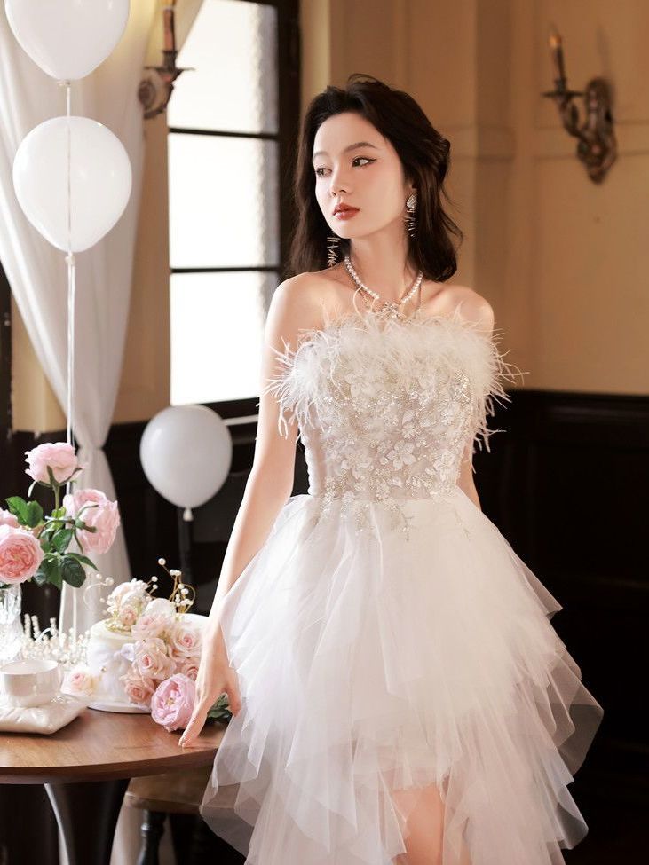 【 3日で出荷 】白いロングイブニングドレススカート 2024新しい高感度ドレス セレブライトラグジュアリーバースデープリンセスドレス パーティードレス ウェディングドレス 結婚式ドレス