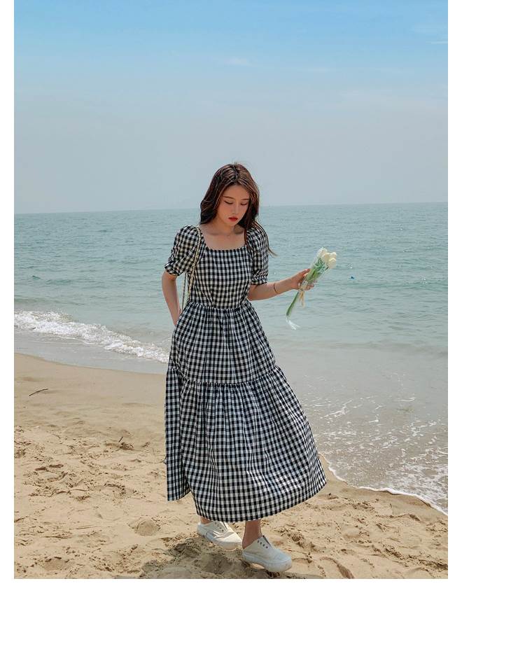 レディース ワンピース ギンガムチェック ティアード ミモレ丈 ロング丈 膝下 半袖 パフスリーブ スクエアネック フレア デコルテ見せ 体型 カバー かわいい 大人可愛い シンプル カジュアル おし レディース ワンピース ギンガムチェック ティアード ミモレ丈 ロング丈 膝下 半袖 パフスリーブ スクエアネック フレア デコルテ見せ 体型 カバー かわいい 大人可愛い シンプル カジュアル おし