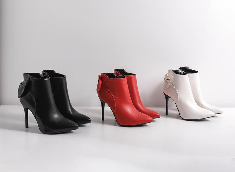 レディースブーツ　ショートブーツ ピンヒール サイドジッパー ポインテッドトゥ　ブーティー　冬靴　春秋　美脚効果 　バックファスナー付 　10センチヒール　細ヒール　大きいサイズあり