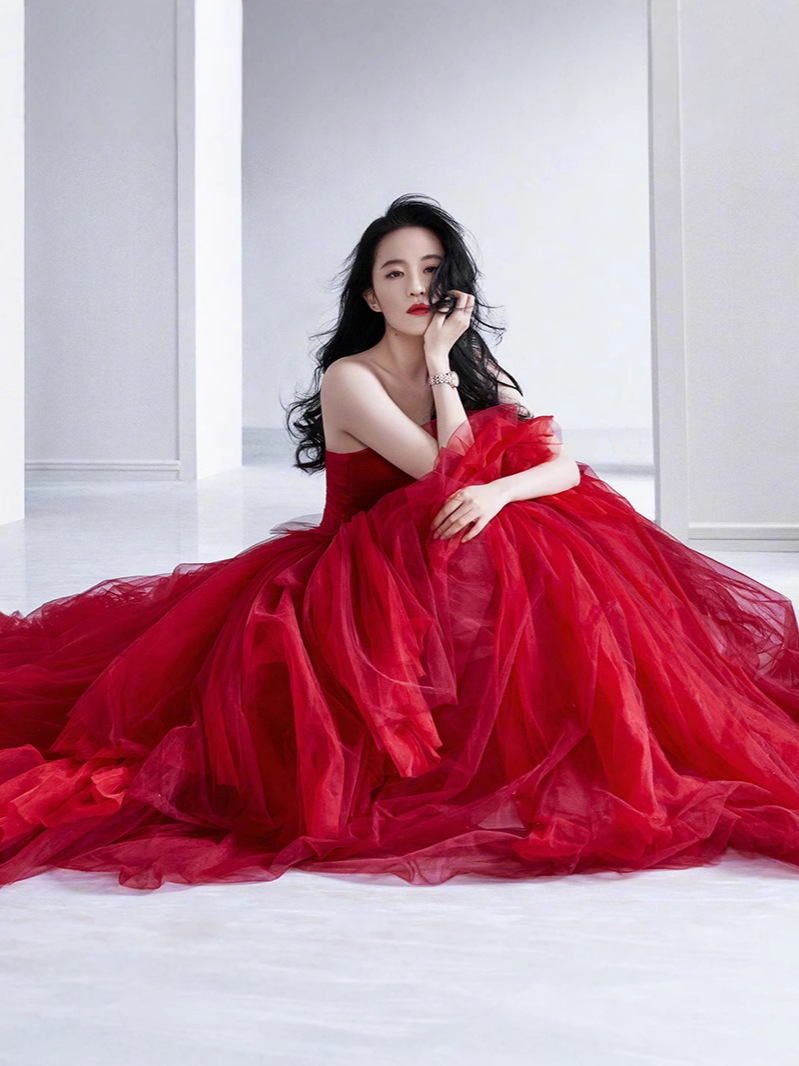 新婦 乾杯ドレス 高級 司会者 ウェディング 婚約