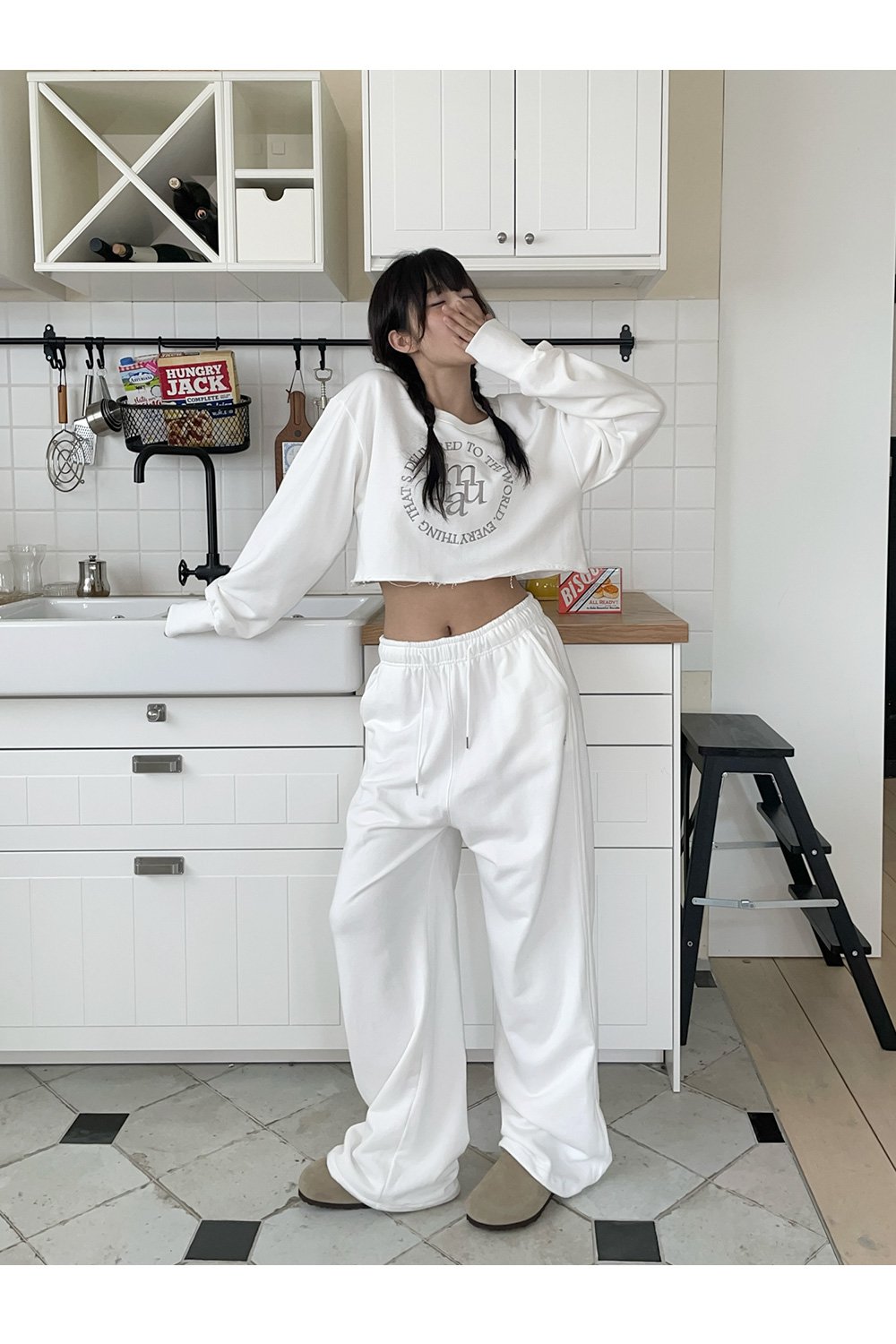 [SET] CROP MTM WIDE PANTS SET UP 2色 新商品 韓国人気 女性服 韓国ファッション 学生ファッション デイリールック