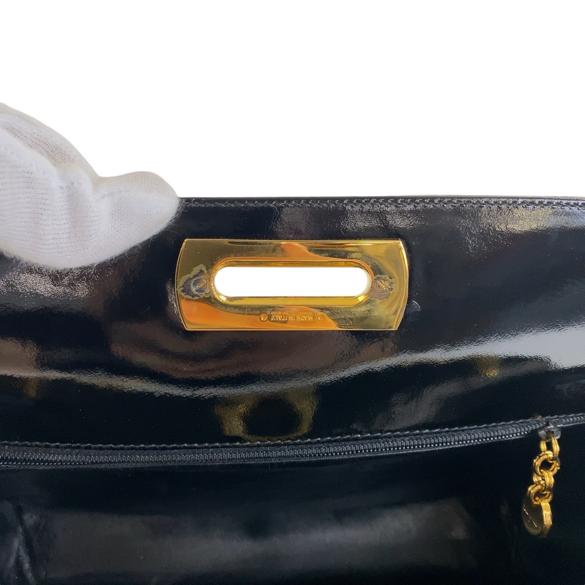 美品 ヴィンテージ ガンチーニ ブラック 黒 ゴールド金具 パテントレザー P21 0587 ショルダーバッグ クラッチバッグ レディース 503822 美品 ヴィンテージ ガンチーニ ブラック 黒 ゴールド金具 パテントレザー P21 0587 ショルダーバッグ クラッチバッグ レディース 503822