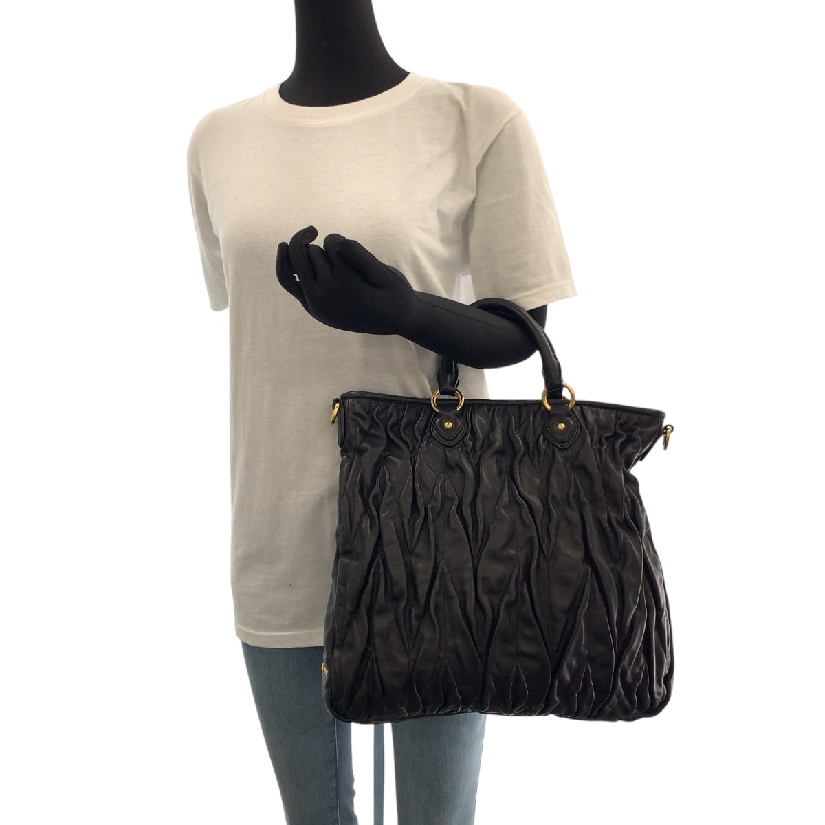 美品 マテラッセ ブラック 黒 ゴールド金具 レザー ショルダーバッグ ハンドバッグ 2way レディース 501883 美品 マテラッセ ブラック 黒 ゴールド金具 レザー ショルダーバッグ ハンドバッグ 2way レディース 501883