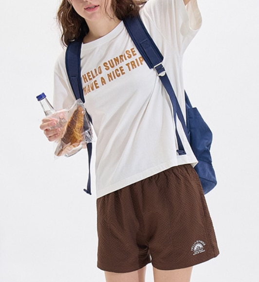 HELLO SUNRISE VTG Typo Logo Tee(W) White Tシャツ・カットソー