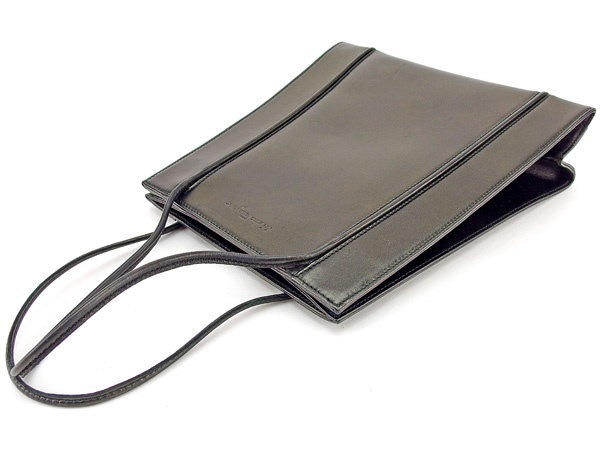 サルヴァトーレ フェラガモ Salvatore Ferragamo ハンドバッグ レディース ブラック レザー 美品 セール 【中古】 T597 . サルヴァトーレ フェラガモ Salvatore Ferragamo ハンドバッグ レディース ブラック レザー 美品 セール 【中古】 T597 .