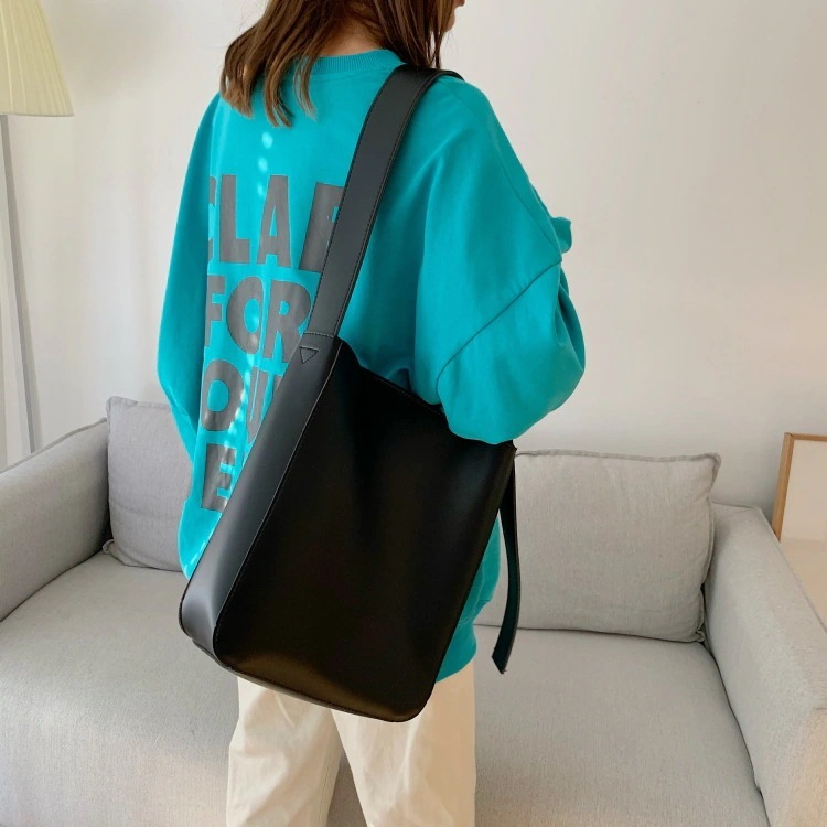 トートバッグ ショルダーバッグ レディース 鞄 2way 肩掛け ポーチ付き 大容量 斜め掛けバッグ かわいい おしゃれ ハンドバッグ 軽量 A4 大人 カジュアル 通勤 通学 韓国ファッション トートバッグ ショルダーバッグ レディース 鞄 2way 肩掛け ポーチ付き 大容量 斜め掛けバッグ かわいい おしゃれ ハンドバッグ 軽量 A4 大人 カジュアル 通勤 通学 韓国ファッション