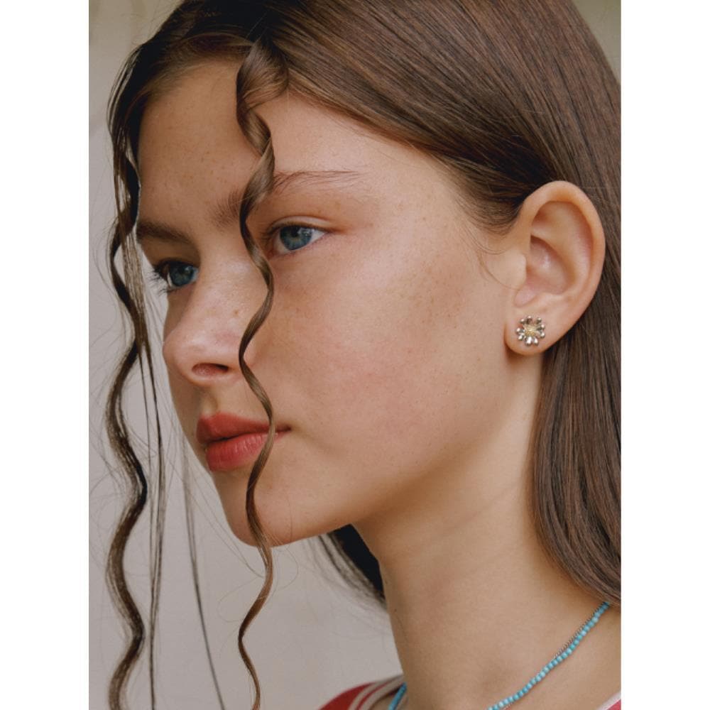 VINTAGE HOLLYWOOD Nature Daisy Earrings VH2435EA001M VINTAGE HOLLYWOOD Nature Daisy Earrings VH2435EA001M