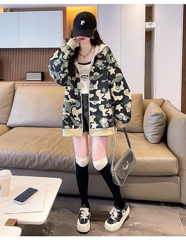 Qoo10] キティちゃん新品 長袖ハローキティパーカ