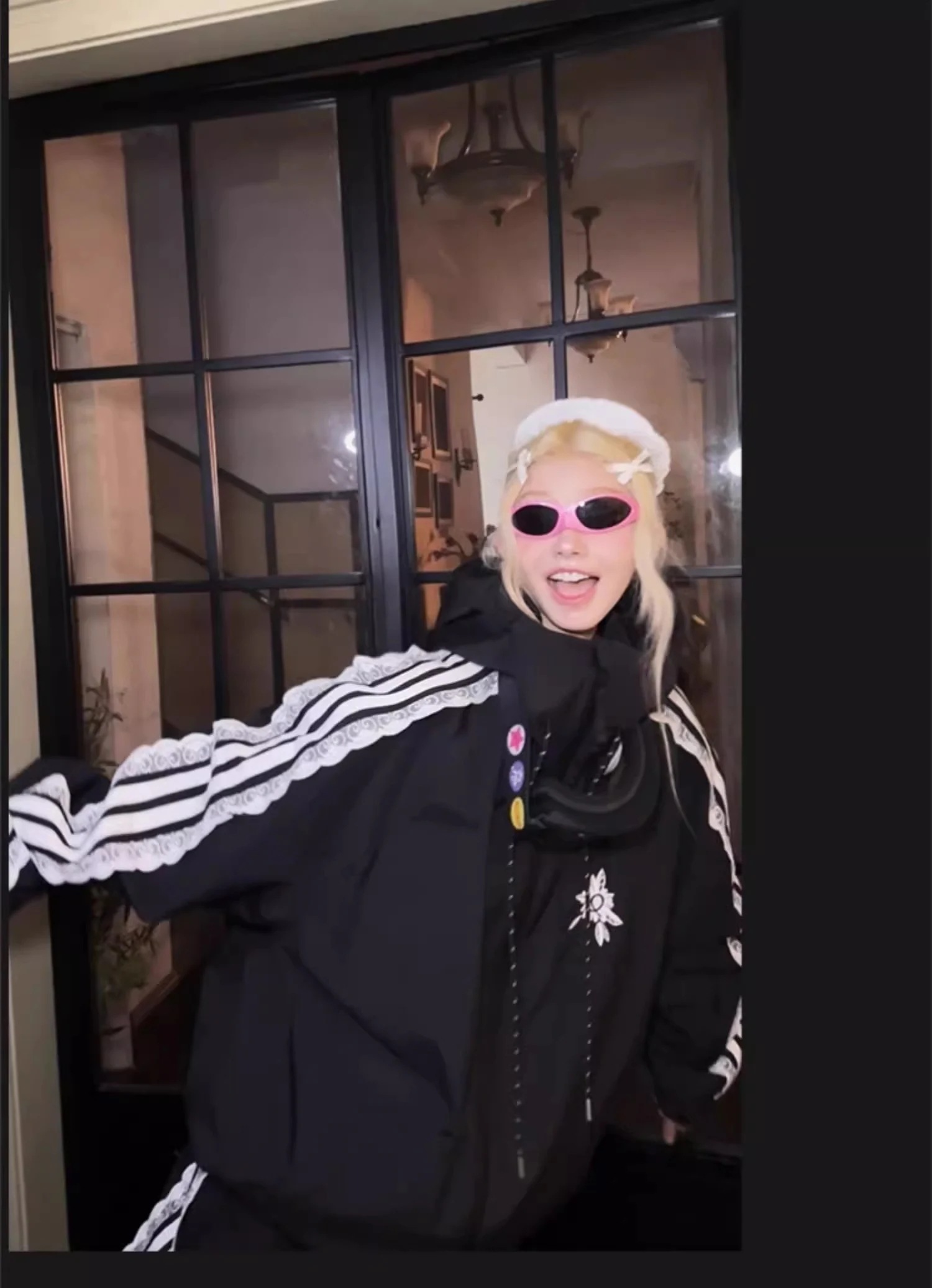 スノーボードウェア 2024 2025 上下セット メンズ レディース パンツ ズボン アウター ストライプ 黒 耐水20000 セットアップ 3Lスキーウェア スノボウェア スノー 韓国風 防水防風