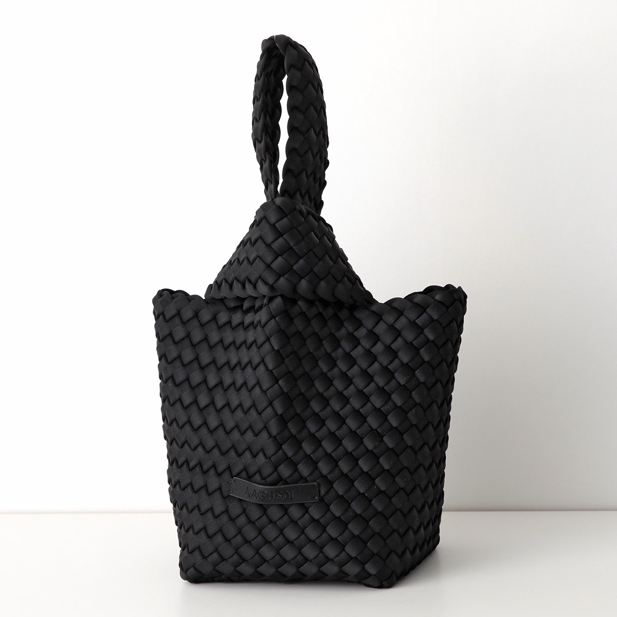 NAGHEDI ナゲディ ハンドバッグ Kyoto Clutch SN08040EF レディース ネオプレン メッシュ ワンハンドル 編み込み 鞄 カラー2色