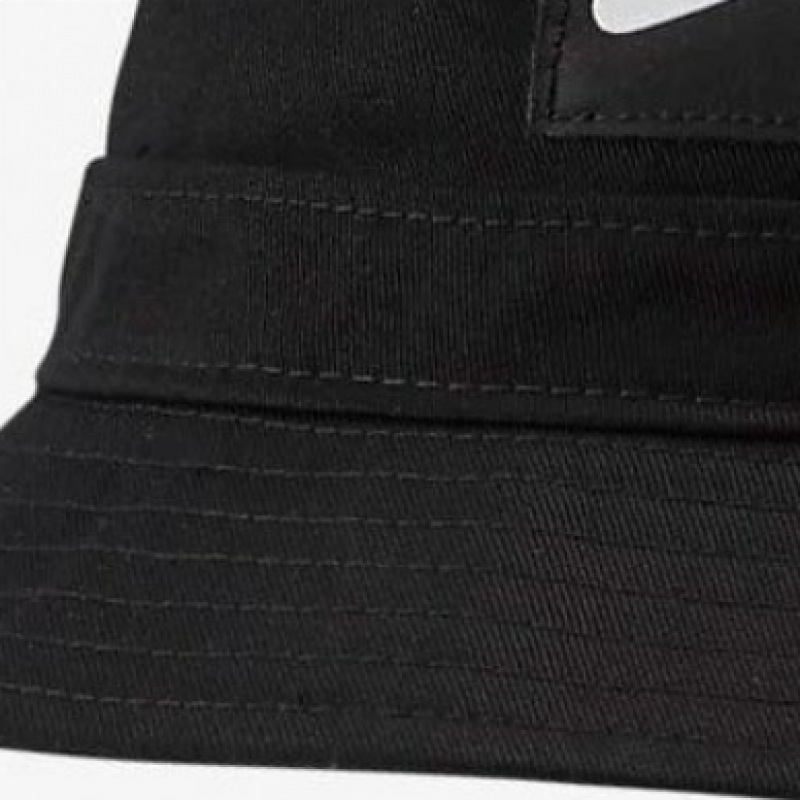 ナイキバケットハット4個から1つお選びください