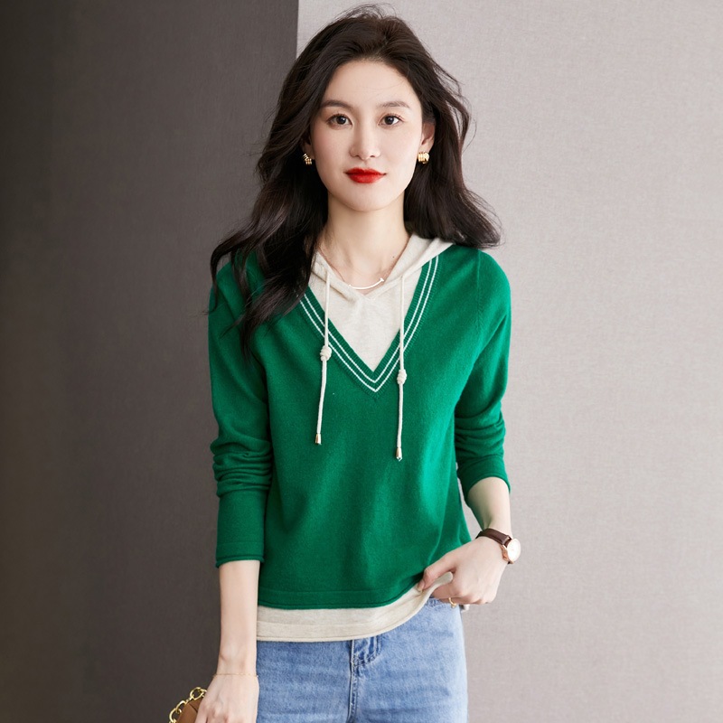 配色デザイン フェイクレイヤード フーディー トップス セーター プルオーバー 長袖 襟なし フード付き ニット 切り替えデザイン 伸縮性 かわいい 大人可愛い シンプル カジュアル 上品 おしゃれ