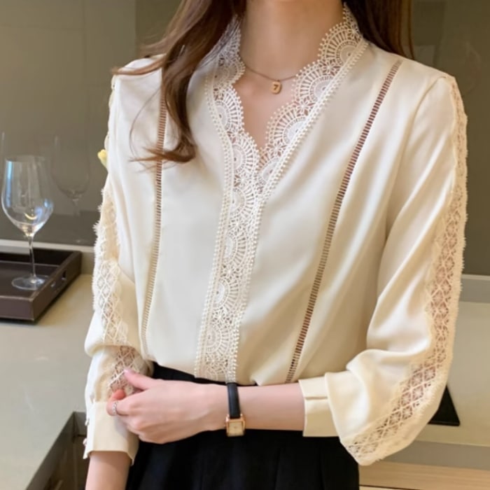 レディース トップス シャツ ブラウス プルオーバー 長袖 Vネック 襟なし レース 透け感 薄手 かわいい 大人可愛い きれいめ シンプル カジュアル 上品 おしゃれ レトロ こなれ感 ラフ ルーズ