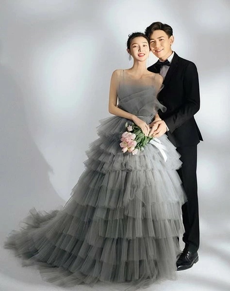 【急速出荷 2025年新作】ウェディングドレス ウエディングドレス グレー 灰色 前撮り ドレス カラードレス 演奏会 二次会 花嫁 ロング 前撮りドレス オフショル 花嫁 かわいい 二次会 オフショ 【急速出荷 2025年新作】ウェディングドレス ウエディングドレス グレー 灰色 前撮り ドレス カラードレス 演奏会 二次会 花嫁 ロング 前撮りドレス オフショル 花嫁 かわいい 二次会 オフショ