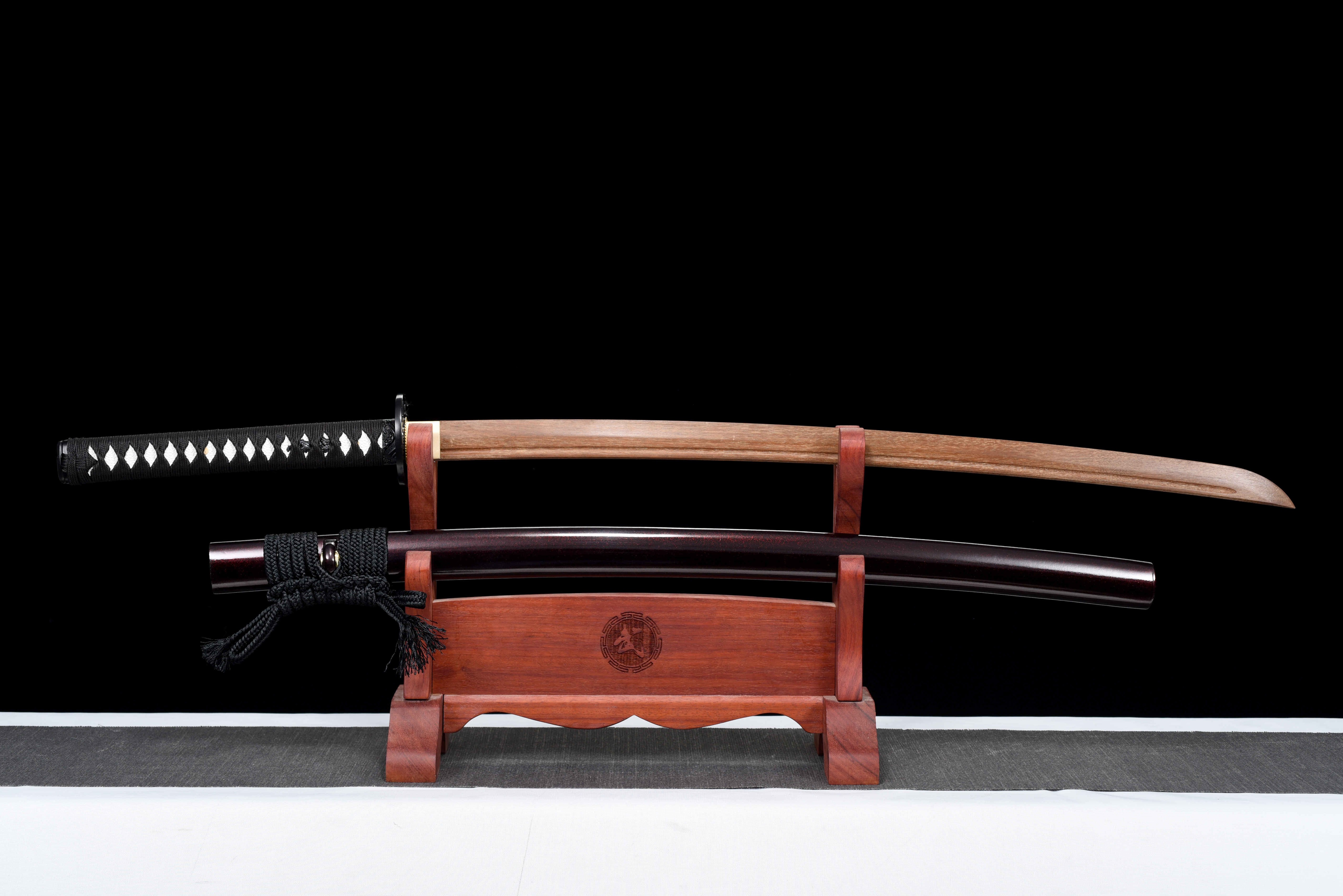 【赤天突起】古兵器 武具 手鍛造打 武蔵 銃 槍 鑑賞用 贈り物 武士道 赤天突起】古兵器 武具 手鍛造打 武蔵 銃 槍 鑑賞用 贈り物 武士道