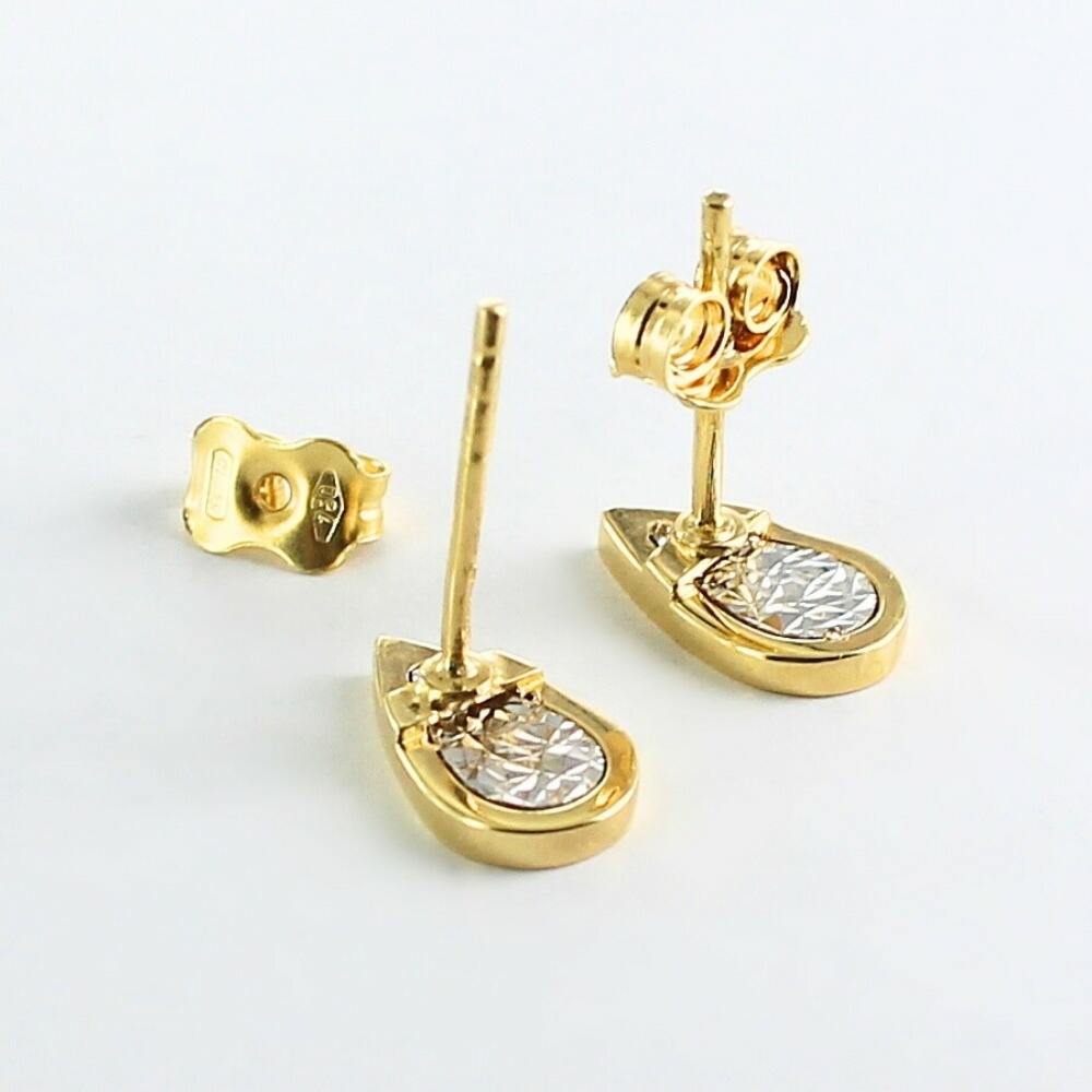 正規品 ウノアエレ ショッパー付き 18金 ピアス ダイヤモンドカット ダイア 両耳ピアス スタッド イタリア製 K18 レディース 18K イエロー ゴールド 金 プレゼント 贈り物 女性 親友 彼