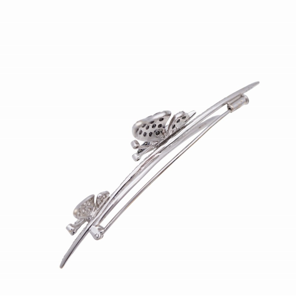 新品同様 バタフライモチーフ ダイヤ/ブラックダイヤ 1.98ct ブローチ K18ホワイトゴールド/ダイヤモンド/ブラックダイヤモンド ホワイトゴールド 1574【中古】 レディース