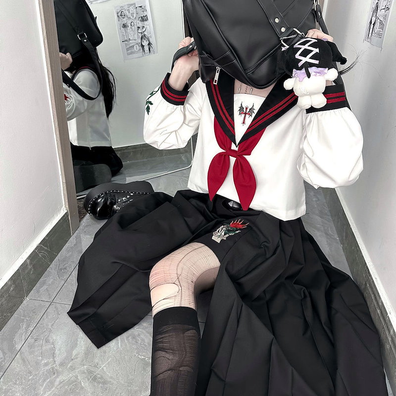 セーラー服 パーティー コスプレ 悪魔 化け物 変装 学園祭 クリスマス 仮装 赤 衣装 お化け セーラー服 パーティー コスプレ 悪魔 化け物 変装 学園祭 クリスマス 仮装 赤 衣装 お化け