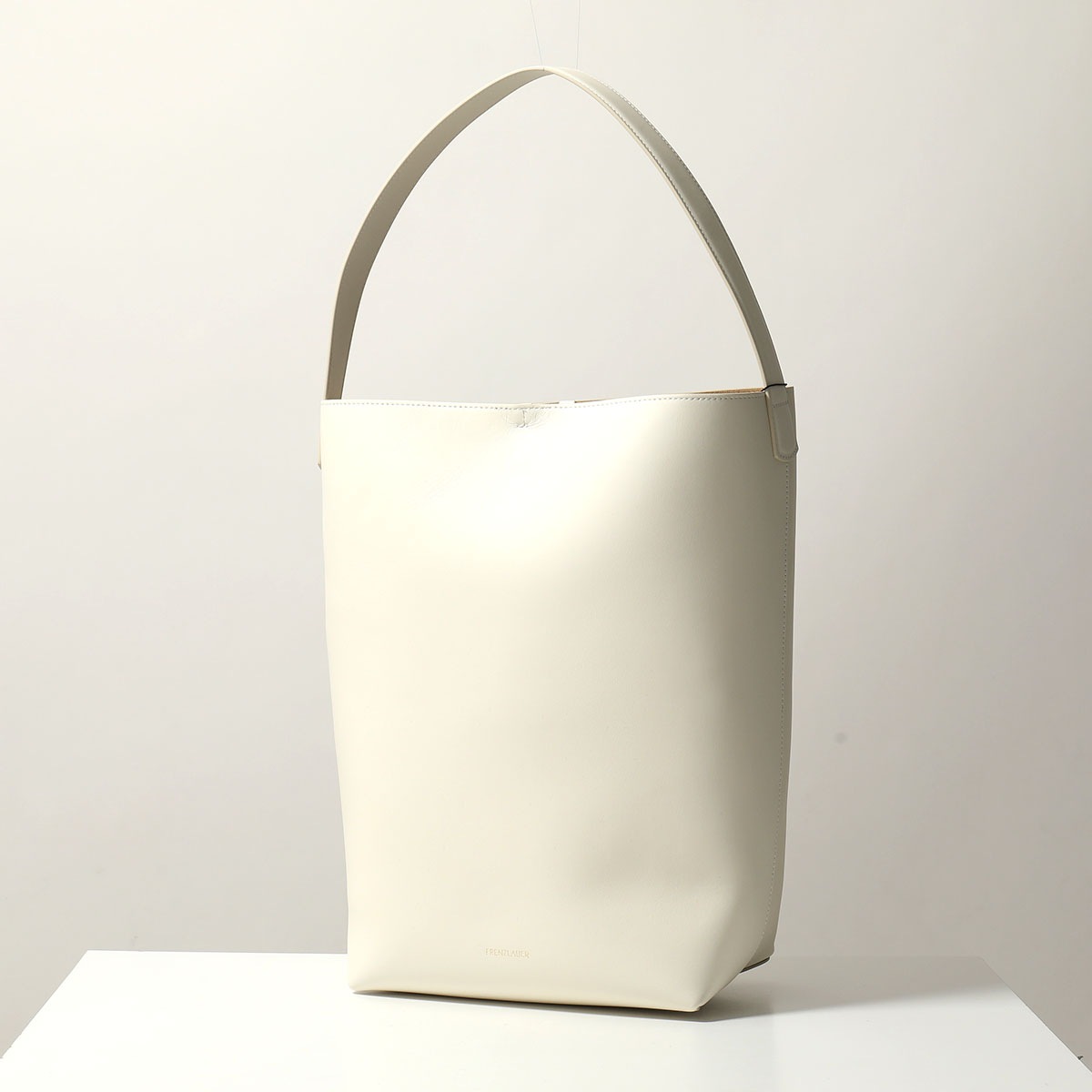 FRENZLAUER フランツロアー トートバッグ MAMI SOFT マミ レディース レザー ハンドバッグ ワンハンドル ロゴ 鞄 カラー3色 【mega】