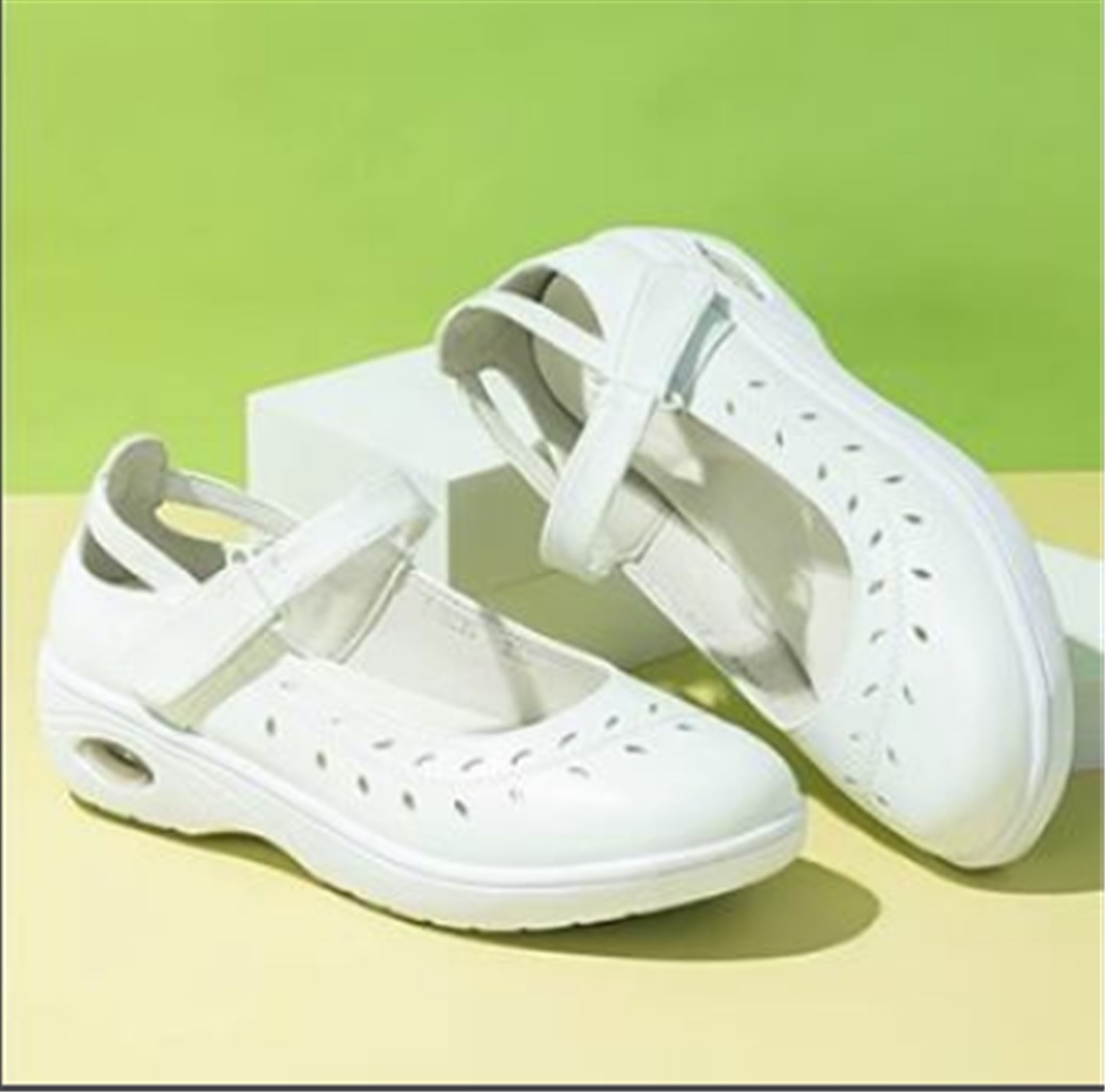 スニーカー 医療用シューズ ナースシューズ レディースシューズ 滑りにくい 消臭 ぺたんこ ラウンドトゥ 履きやすい 通気性 疲れにくい 大人可愛い きれいめ シンプル カジュアル おしゃれ スニーカー 医療用シューズ ナースシューズ レディースシューズ 滑りにくい 消臭 ぺたんこ ラウンドトゥ 履きやすい 通気性 疲れにくい 大人可愛い きれいめ シンプル カジュアル おしゃれ