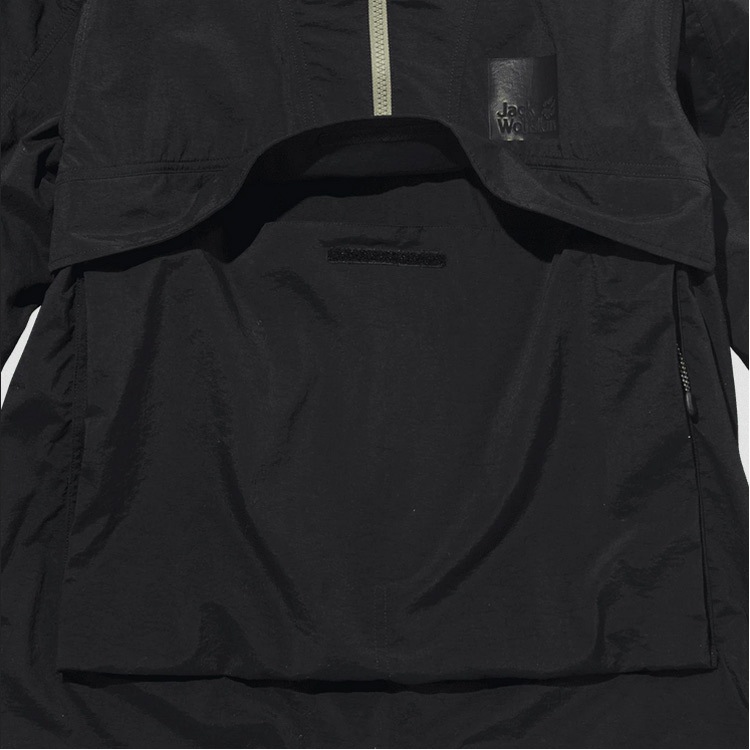 ジャックウルフスキン JP クラシック バーサ アノラック(メンズ) L ブラック #5027641-6000 JP CLASSIC VERSA ANORAK JACK WOLFSKIN 未使用 ジャックウルフスキン JP クラシック バーサ アノラック(メンズ