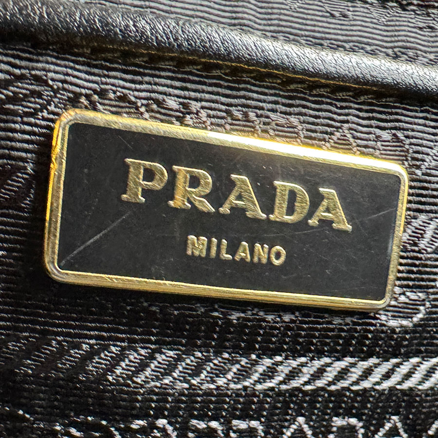 プラダ PRADA ショルダーバッグ ナイロン ブラック×レッド レディース z6689 プラダ PRADA ショルダーバッグ ナイロン ブラック×レッド レディース z6689