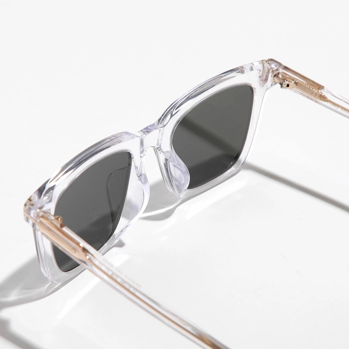 TOM FORD トムフォード サングラス TF970-K FT970-K レディース ウェリントン型 ロゴ Tロゴ カラーレンズ クリアフレーム アイウェア カラー2色