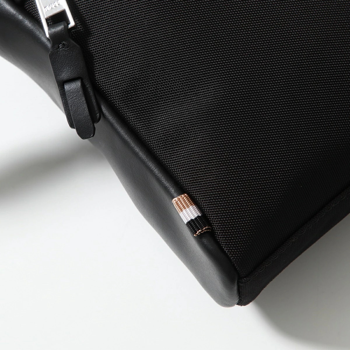 Qoo10] HUGO BOSS HUGO BOSS ヒューゴボス ショル